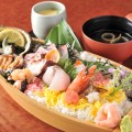  Seafood chirashi sushi plate