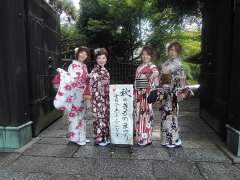 日本庭園で年賀状用の写真を撮ろう！