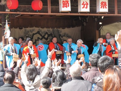 住吉神社の豆まき行事