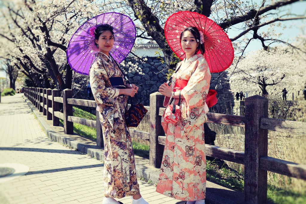 着物 ヘアセットで優雅に福岡観光 Fukuoka Kimono Challenge