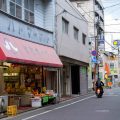 箱崎の商店街はちょっと珍しい形です。