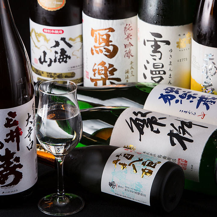 【日本酒】福岡の地酒だけでなく全国各地の銘酒が揃っています