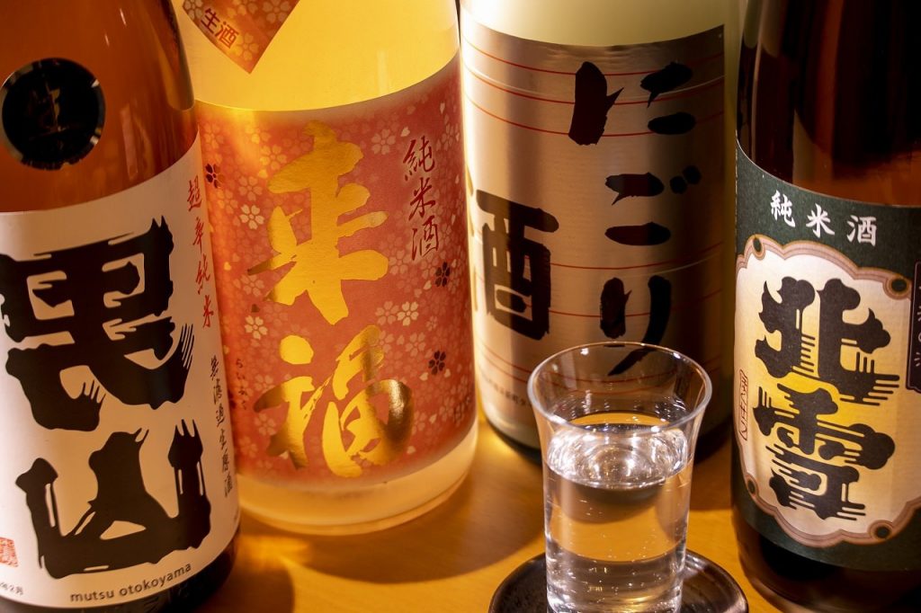 地元福岡や全国選りすぐりの日本酒もご用意！