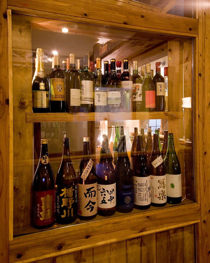 全国の厳選されたこだわりの日本酒を取り揃えました
