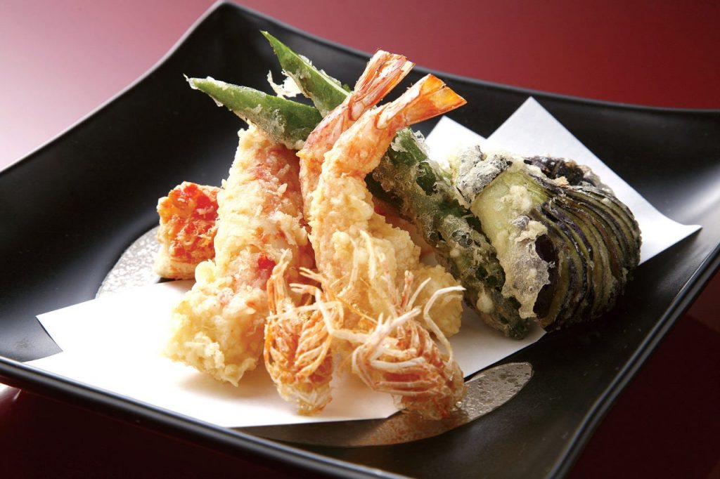 サクサクの揚げたての天ぷらをぜひご賞味ください。
