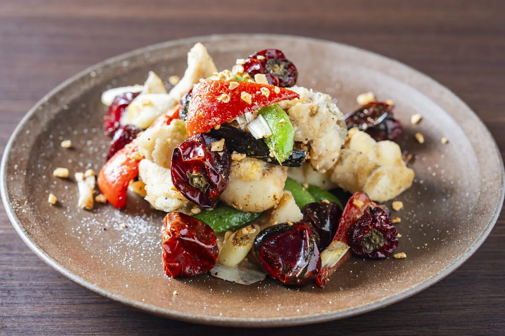 侑久上海本店【ひらめのスパイシー ガーリック炒め】