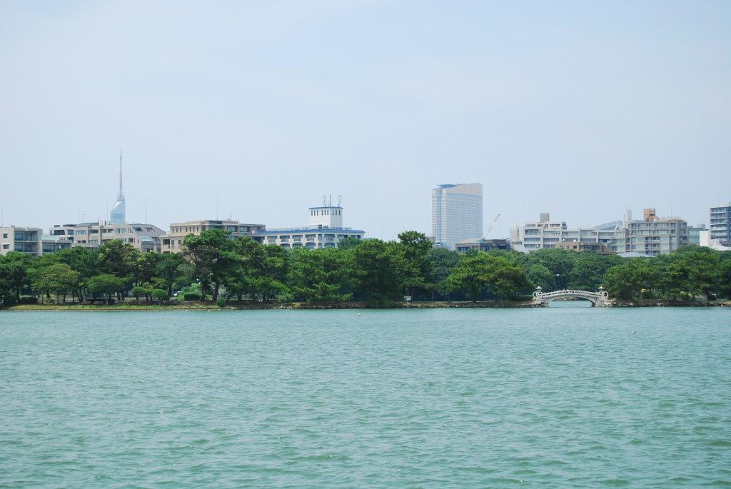 大濠公園からの遠景