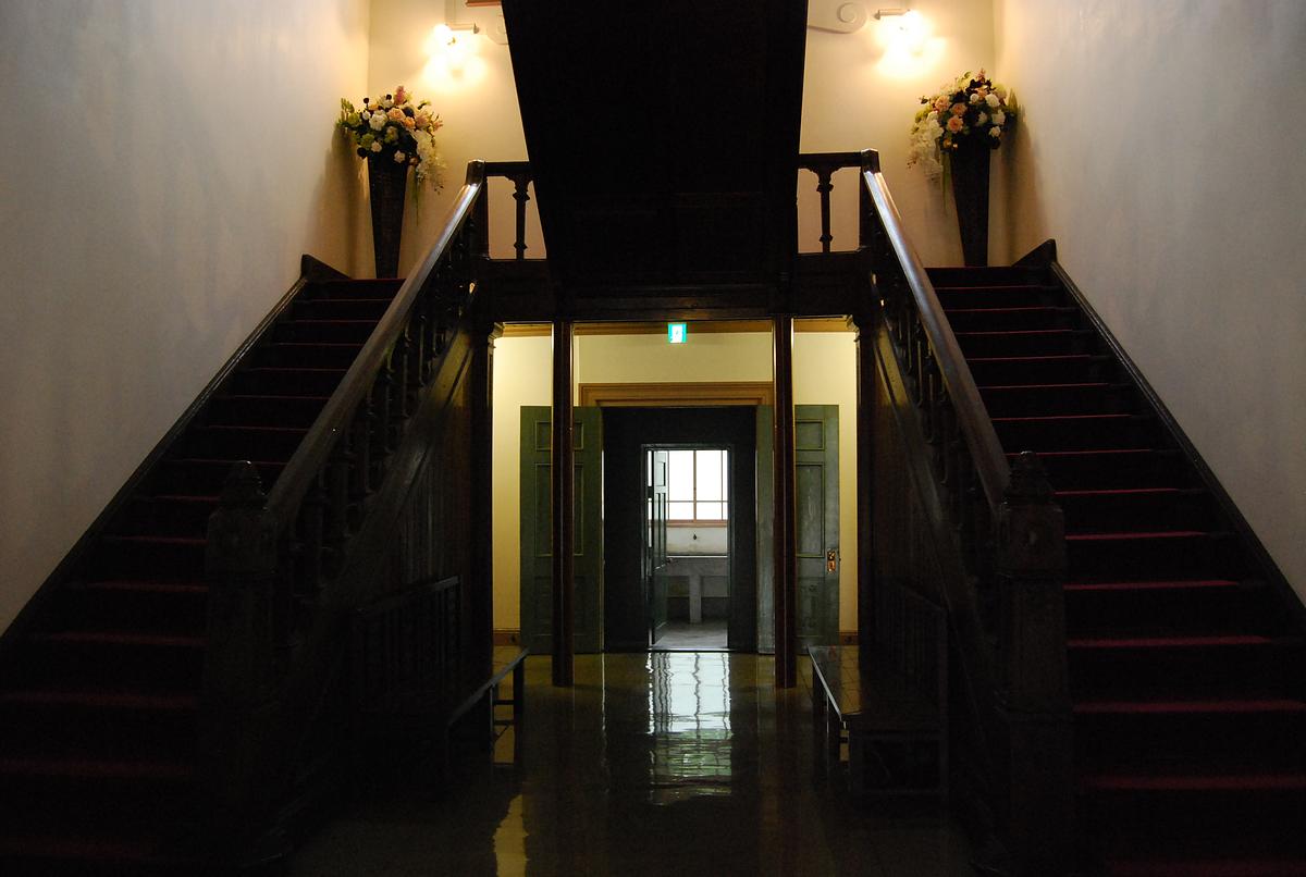 旧福岡県公会堂貴賓館_玄関広間