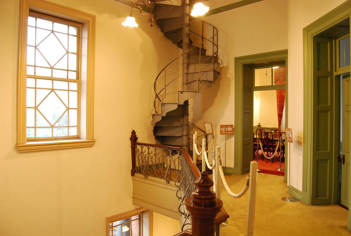 福岡市赤煉瓦分科館_螺旋階段