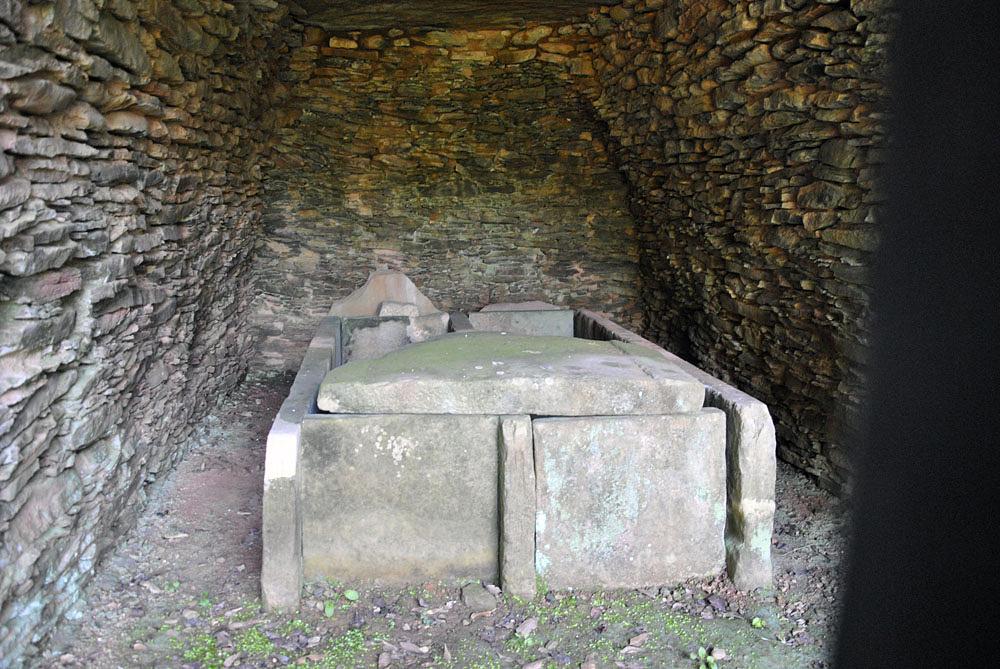 丸隈山古墳_石室