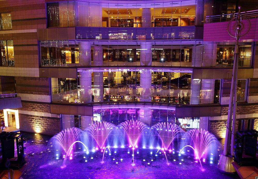 キャナルシティ博多内観