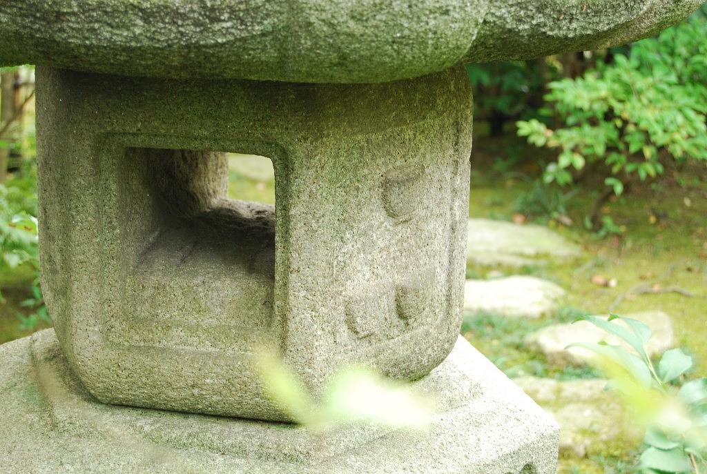 松風園_なつめ灯