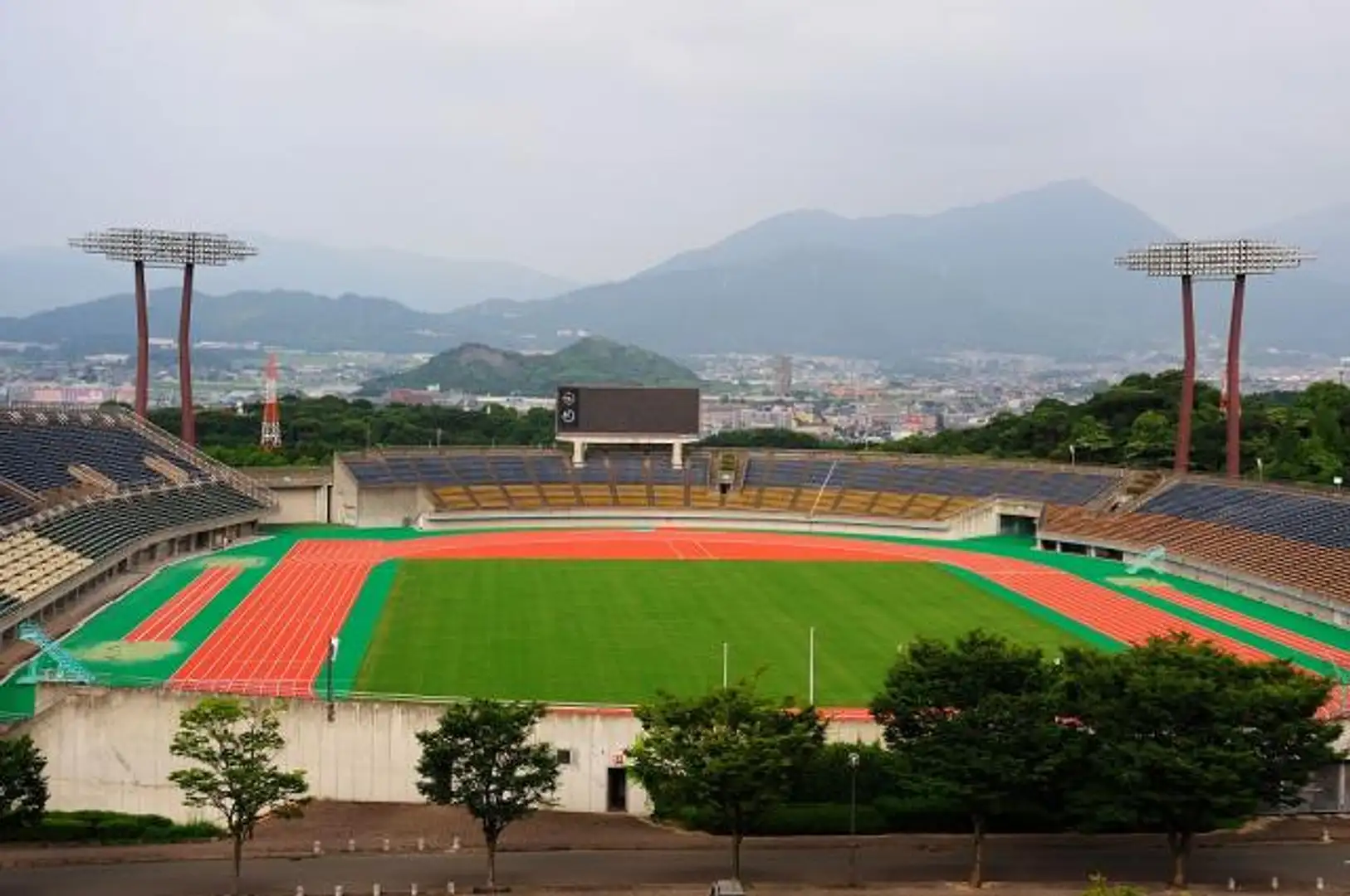 公の場での発言・インタビュー報道記録