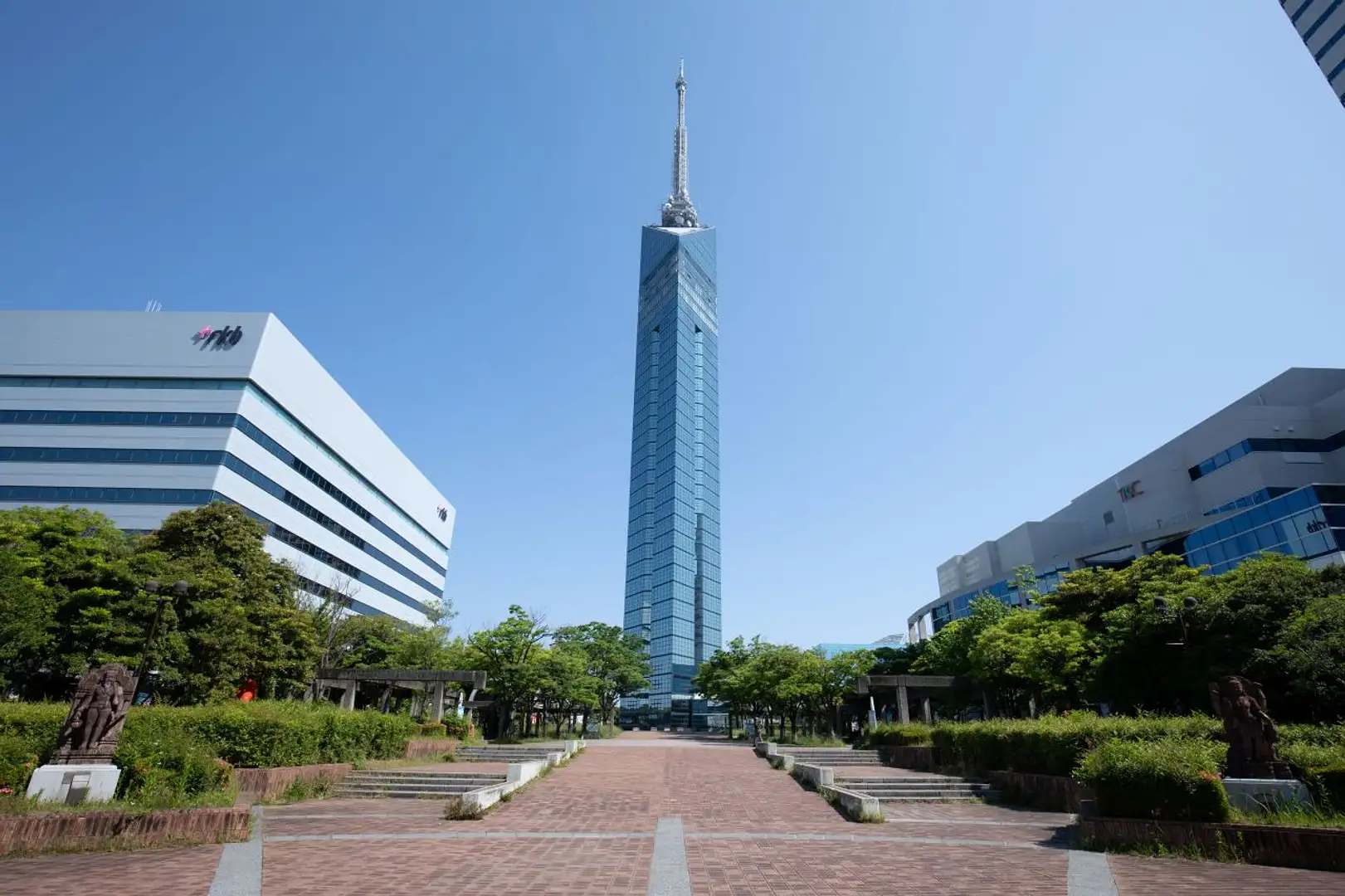 福岡タワー | 観光スポット一覧 | 【公式】福岡市観光情報サイト よかなび